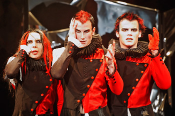 b3.gala.synetic.othello.story