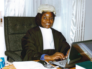 b2.spouses.judge.story