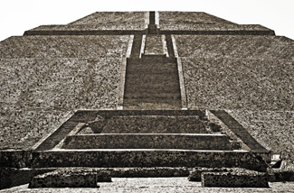 Ancient Ruins of the Americas Seen in Ethereal New Light