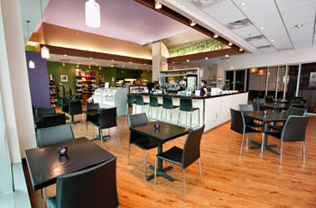 The Curious Grape Satisfies Both Oenophiles and Foodies