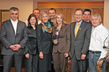 b2.fox5.diplomats.story