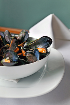 La Côte D’Or Brings Café Coziness to Virginia