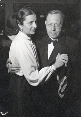 film.review.flat.story