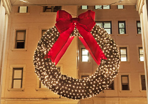 c1.gift.willard.wreath.spsec