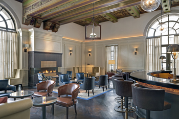 c2.hotel.bars.stregis.story