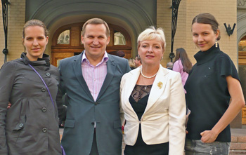 Hands-On Wife Proudly Showcases Ukrainian Traditions