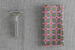 gift.men.hugh.crye.story