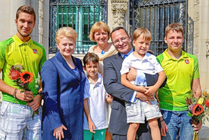 B2.spouses.lithuania.linapavilioniene.family2.story