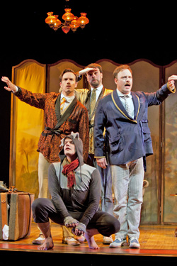 B3.theater.threemen.story.pointing.story