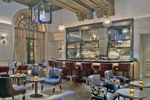 C1.hotels.raiseaglass.stregis.story