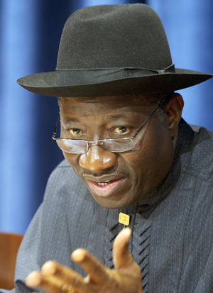 A1.powi.campbell.nigerianpresident.story