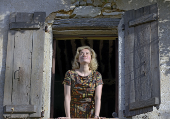 film.reviews.violette.story