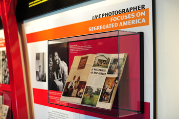 b1.minority.media.display.story