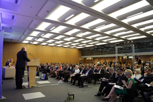 c1.edu.financial.literacy.crowd.story