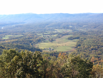 d1.hotels.travel.fall.shenandoah.story