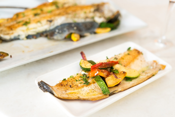 dining.nage.fish.story