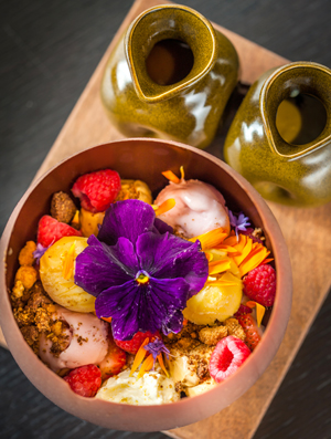 dining.torotoro.platter.story