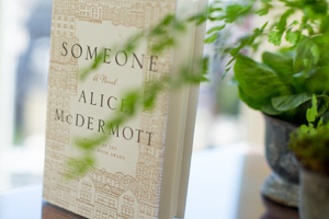 gift.books.hay.author.story