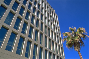 Putin’s Russia and Castro’s Cuba Shape Obama’s Post-Cold War Legacy