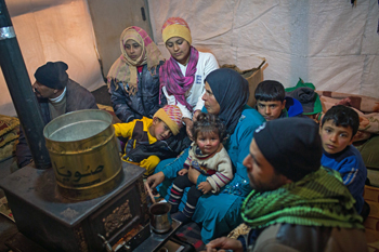 a4.syria.refugees.family.story
