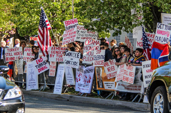 On 100th Anniversary, Armenians Urge Americans to Recognize Genocide