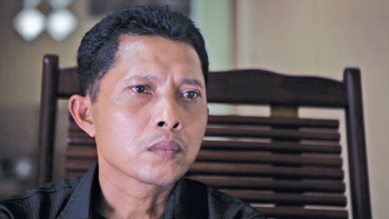 film.interview.adi.look.silence.story