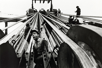 ‘American Moments’ Captures Phillips’s Fascination with Photography