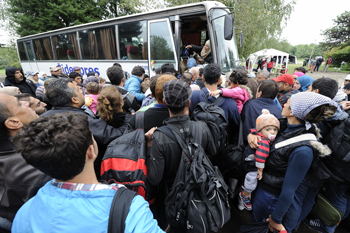 a2.europe.immigrants.sid.bus.story