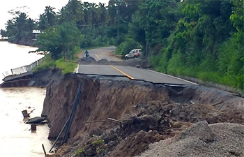a4.dominica.erika.road.sinkhole.story