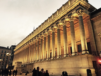 d2.travel.lyon.justice.story