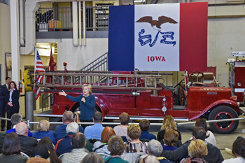 a2.election.clinton.iowa.story