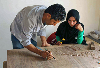 b5.turquois.wood.carving.story