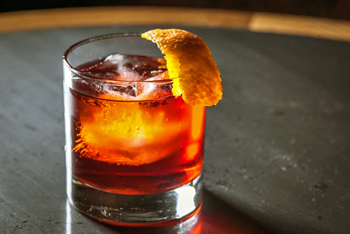 dining.quarter.glory.negroni.story