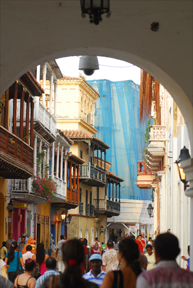 a4.cover.colombia.market.story