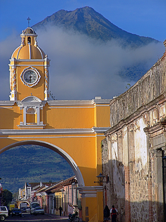 a6.guatemala.antigua.arch.story
