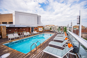 c1.hotels.donovan.story