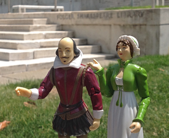 Literary Giants Shakespeare, Austen Inspire ‘Cult of Celebrity’