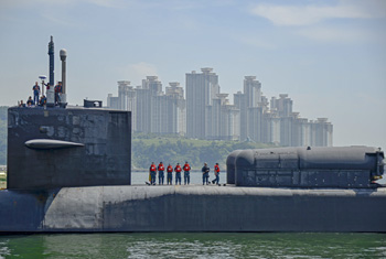 a3.trump.dissonance.north.korea.story