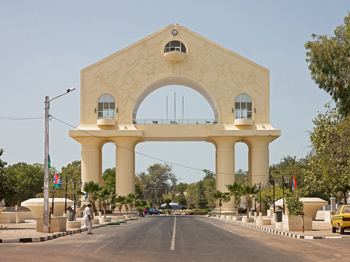 a5.gambia.banjul.arch.story