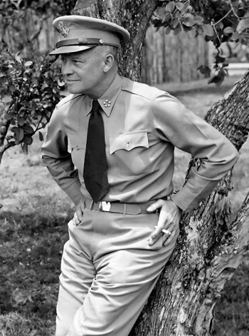 a8.dwight.eisenhower.general.story