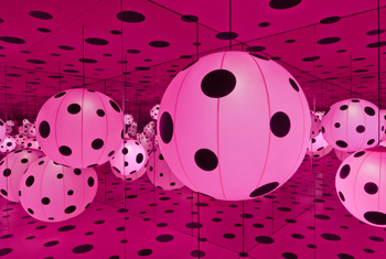 b1.kusama.infinity.mirrored.pink.story