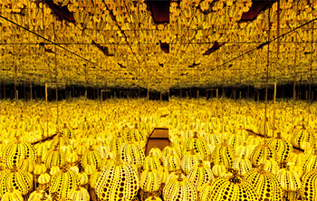 b1.kusama.infinity.mirrored.yellow.story