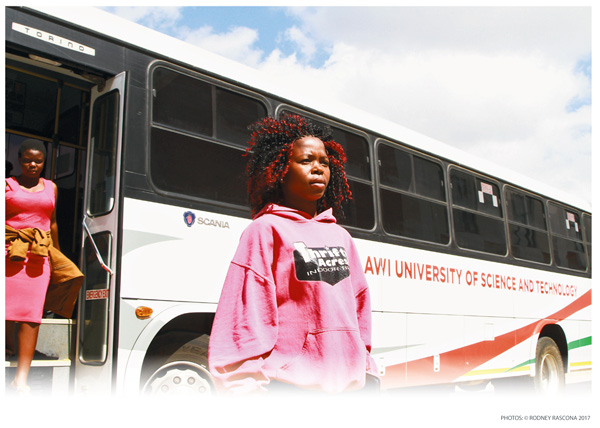 WiSci Summer Camp Brings Girls to Malawi to Break Down Barriers