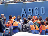 a3.eu.italy.migrants.boat.home