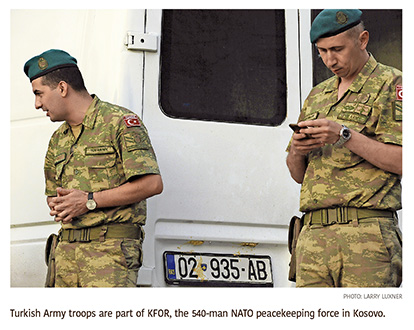 a6.kosovo.turkey.soldiers.story
