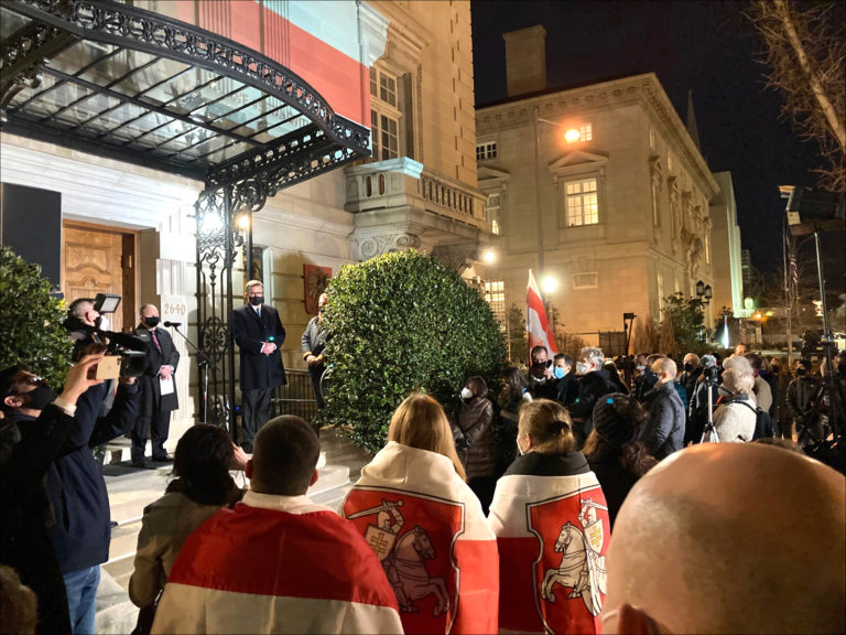 Protesters in Belarus need help fast, Polish, Lithuanian diplomats warn